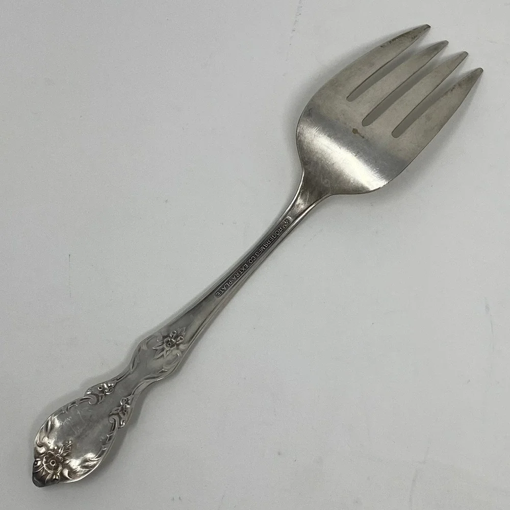 Silver Plated 1959 Rogers Grand Elegance Southern Manor Cold Meat Serving Fork